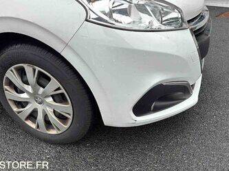 2019-peugeot-208-1426277-45689225