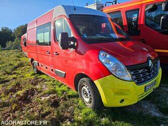 2013-renault-master-1426475-45689241