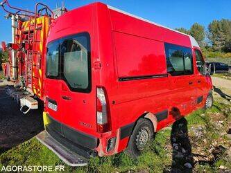 2013-renault-master-1426475-45689242