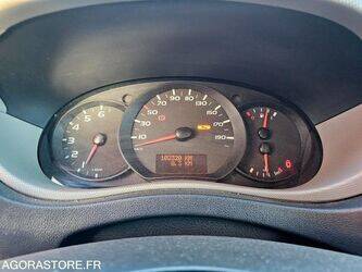 2013-renault-master-1426475-45689245