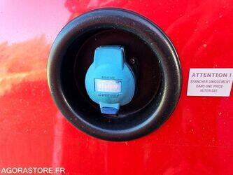 2013-renault-master-1426475-45689273