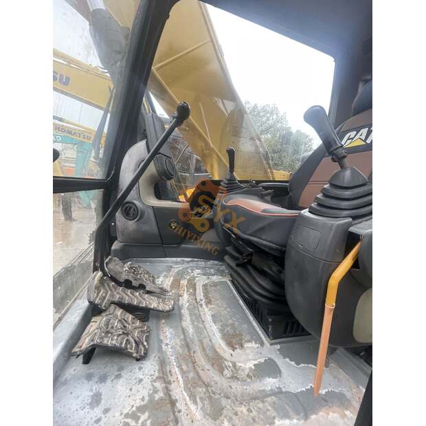 2023 كاتربيلر 320D2-45689320