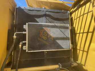 2021-caterpillar-320c-1426480-45689373