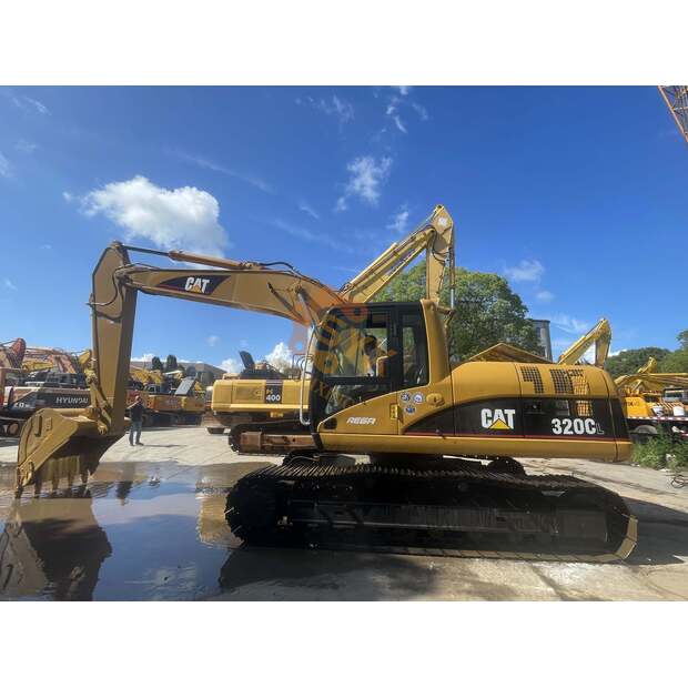 2021 Caterpillar 320C-45689376