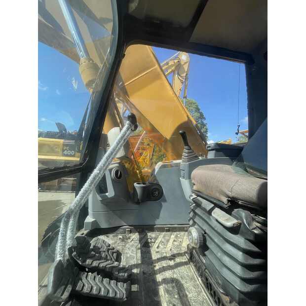 2021 Caterpillar 320C-45689378