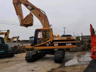 2020-caterpillar-320b-1426481-45689393