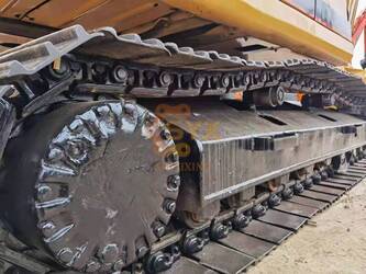 2020-caterpillar-320b-1426481-45689396