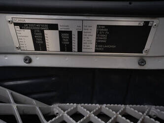 2015-scania-r520-1426487-45689704