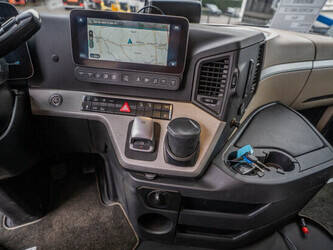 2020-mercedes-benz-actros-2663-1426488-45689724