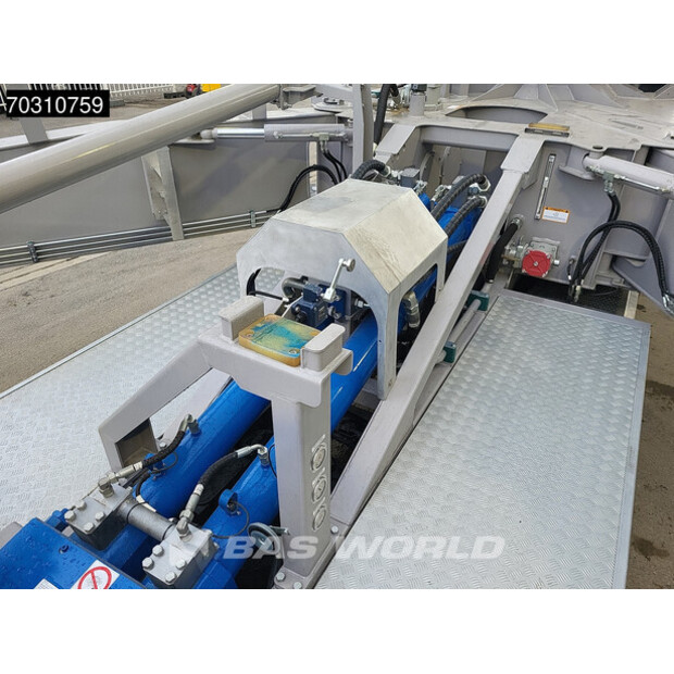 2024 Mercedes-Benz Arocs 4151-45690101