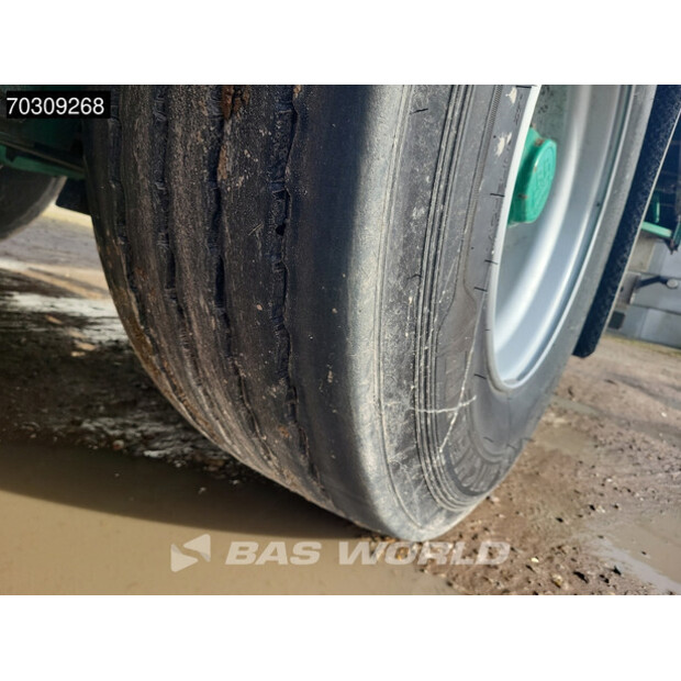 2009 جورينفاجن DRO-14-27-45690326