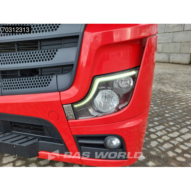 2022 مرسيدس بنز Actros 1842-45690495