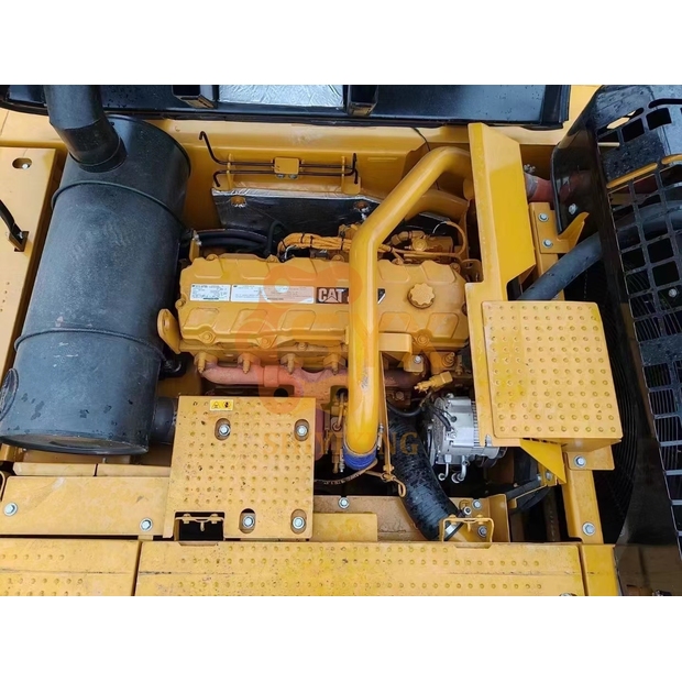 2024 Caterpillar 330GC-45690652