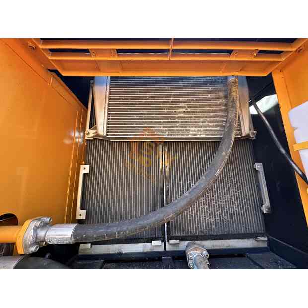 2022 هيونداي R305LC-9-45690838