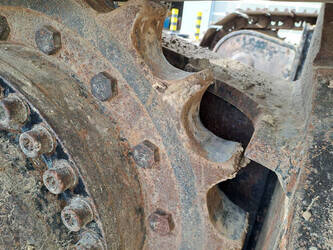 2016-caterpillar-335f-lcr-45690928