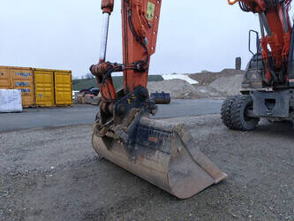 2016-hitachi-zx170w-5b-1426541-45691135