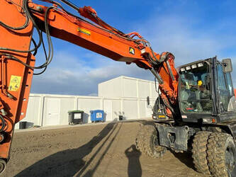 2016-hitachi-zx170w-5b-1426541-45691144