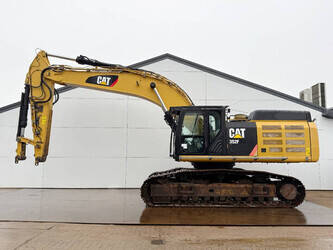 Image for TRACKED EXCAVATORS 2018 Caterpillar 352F