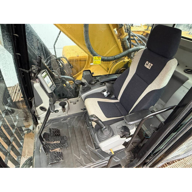 2018 Caterpillar 352F-45691293