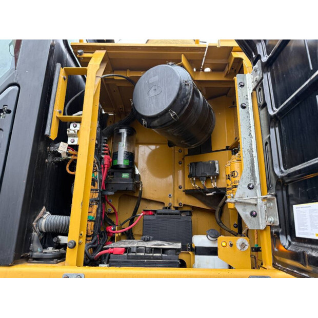 2018 Caterpillar 352F-45691312