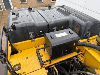 2018-caterpillar-352f-1426545-45691317