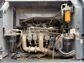 2019-hitachi-zx250lcn-6-45691383