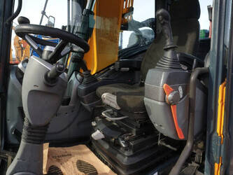 2016-hyundai-hw-140-45691453