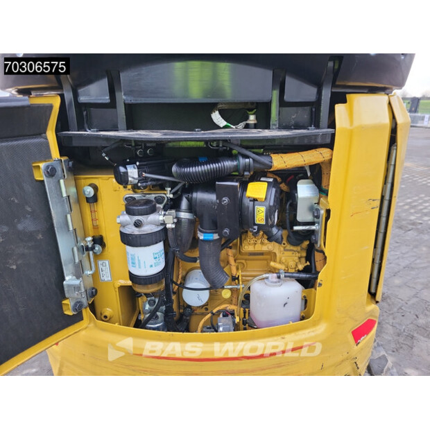 2021 كاتربيلر 301.8-45692058