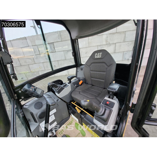 2021 كاتربيلر 301.8-45692065