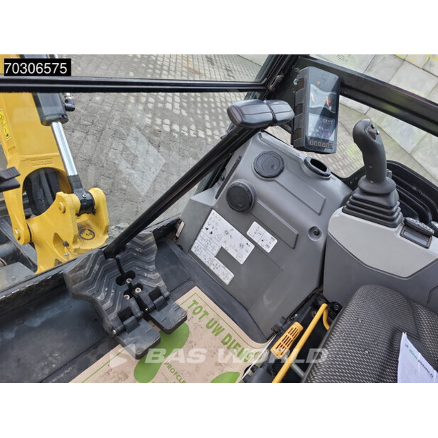 2021 كاتربيلر 301.8-45692067