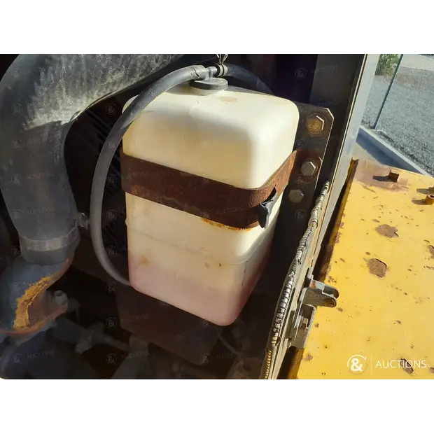 2017 Komatsu PC400LC-8R-45692229