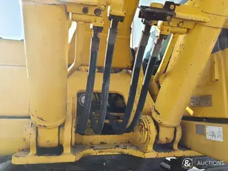 2017-komatsu-pc400lc-8r-1424132-45692233