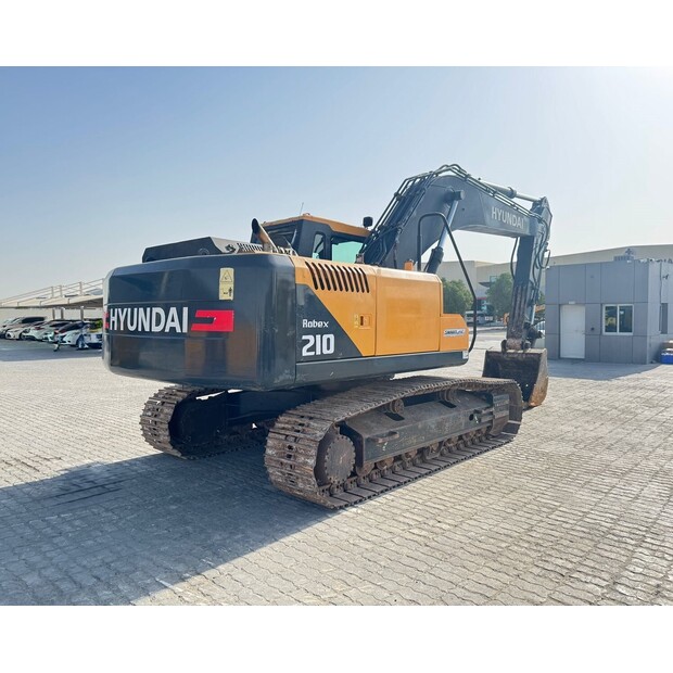 2022 Hyundai R210-45692272