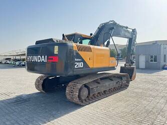 2022-hyundai-r210-1426594-45692272