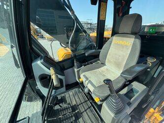 2022-hyundai-r210-1426594-45692275