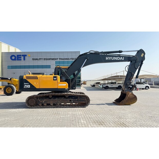 2022 Hyundai R210-45692278