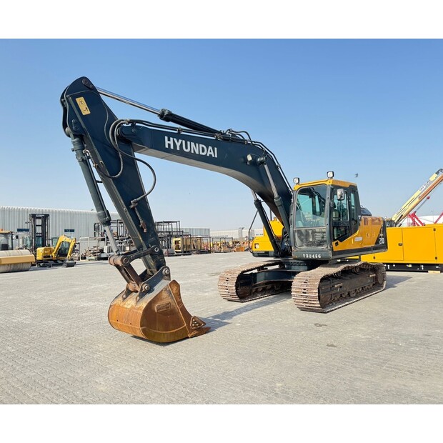 2022 Hyundai R210-45692281
