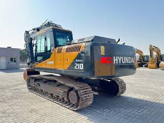 2022-hyundai-r210-1398961-45692283