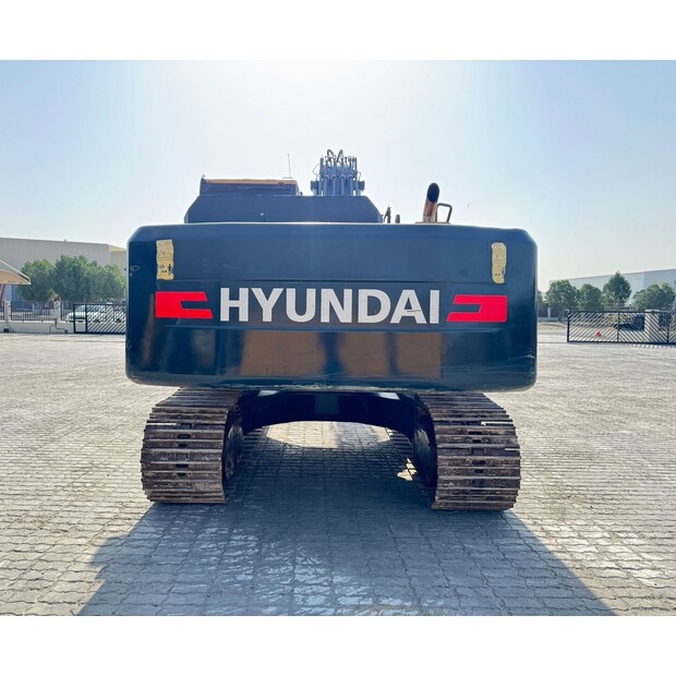2022 Hyundai R210-45692284