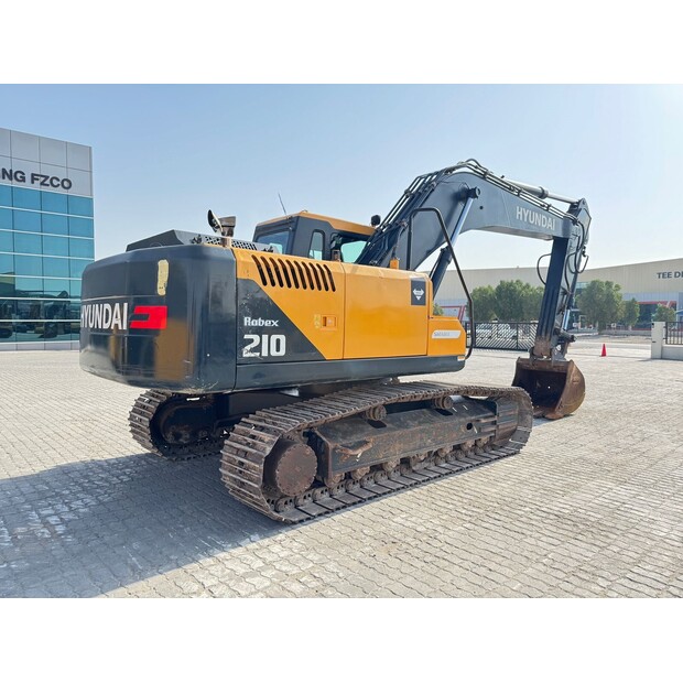 2022 Hyundai R210-45692285