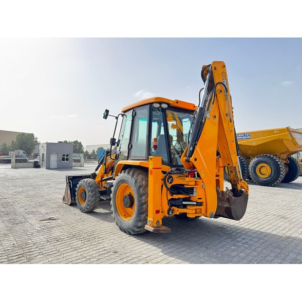 2024 JCB 3DX-45692296
