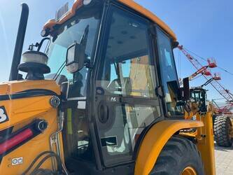 2024-jcb-3dx-1426595-45692299