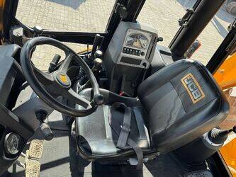 2024-jcb-3dx-1426595-45692302