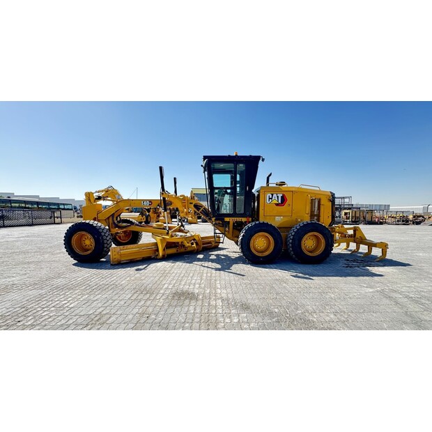 2024 كاتربيلر 140GC-45692317