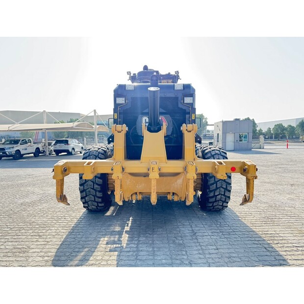 2024 Caterpillar 14-45692332