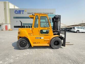 Image for 2013 Hyundai 50DF-7 for Sale in United Arab Emirates