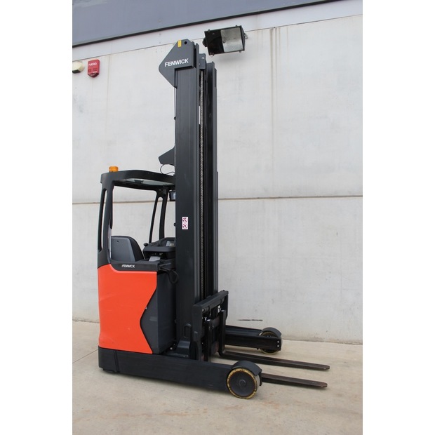 2019 ليندي R16-01-45692397