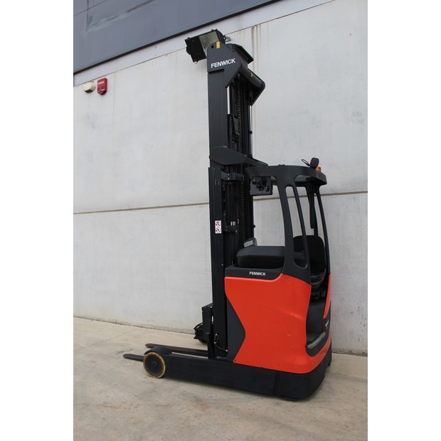 2019 ليندي R16-01-45692400