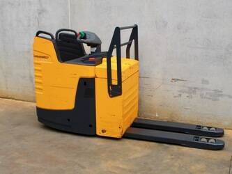 2015-jungheinrich-ere-225-1426614-45692420