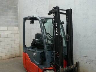 صورة ل 2017 تويوتا 8FBE16T